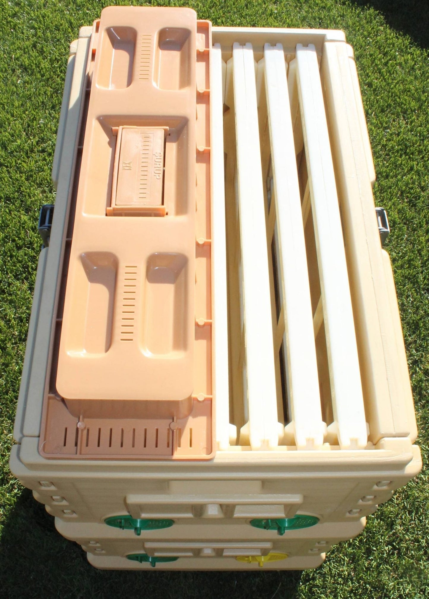 7 Frame NUC White Bee Hive Set